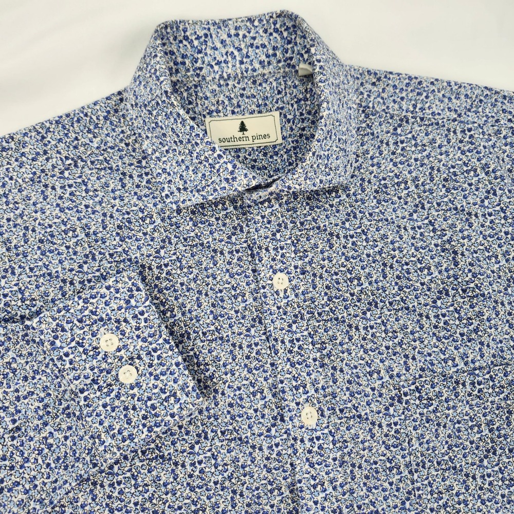 Southern Pines Blue Micro Floral Button Up Shirt Mens Medium Classic Cotton